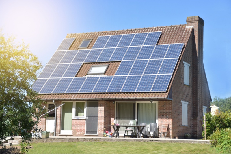 Solar Panels That Power Your Home Sustainably