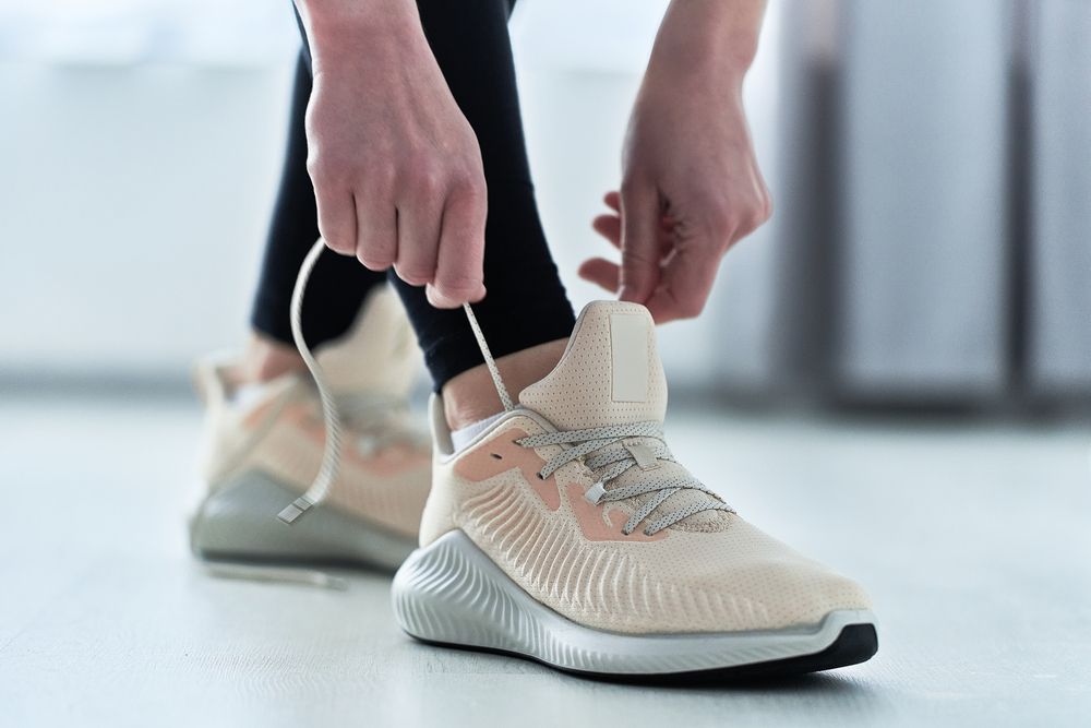 Top Tips for Buying Authentic and Discounted Sports Sneakers